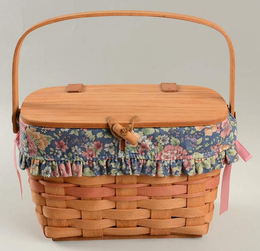 Baskets 1991 Mother's Day Purse Basket & Liner by Longaberger-1