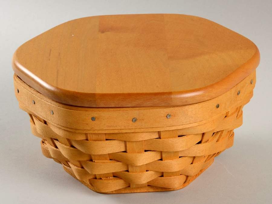 Baskets 7" Generations Basket & Lid w/Liner & Protector by Longaberger-1