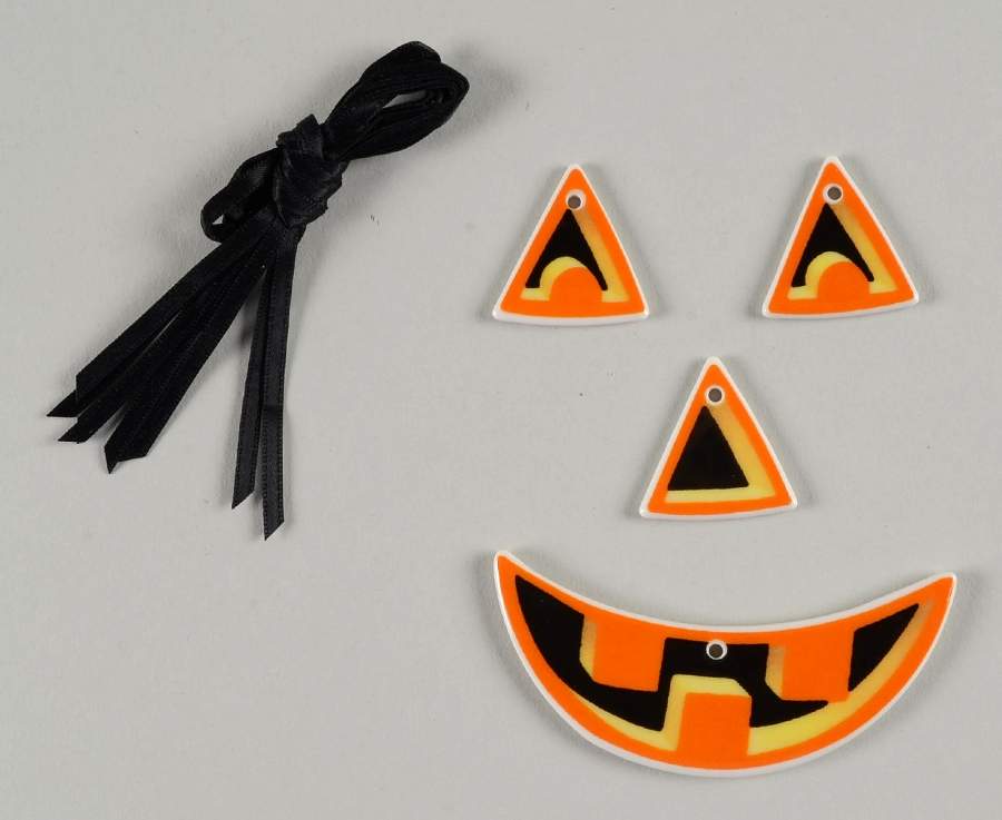 Baskets (4pc) Jack O Lantern Basket Charm Tie-On by Longaberger-1