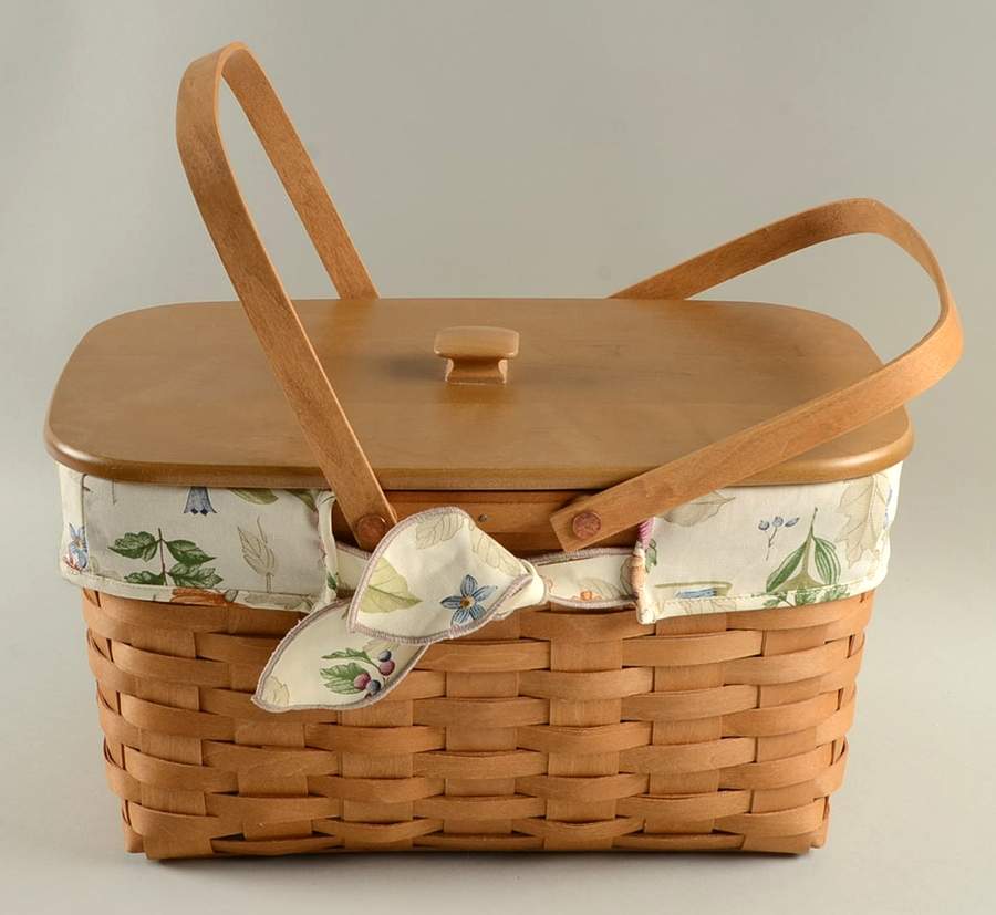 Baskets (2 Handle) Medium Market & Lid w/Liner & Protector by Longaberger-1