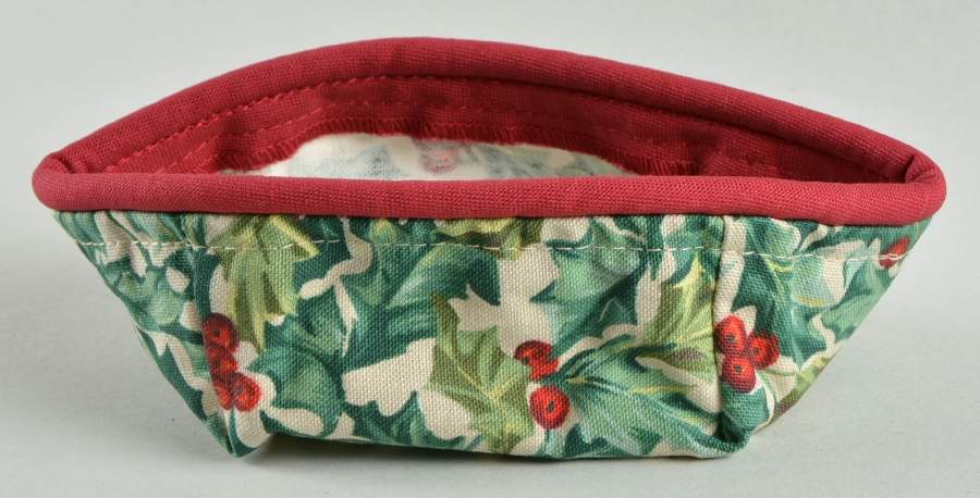 Baskets Liner for 2003 Holiday Helper Basket by Longaberger-1