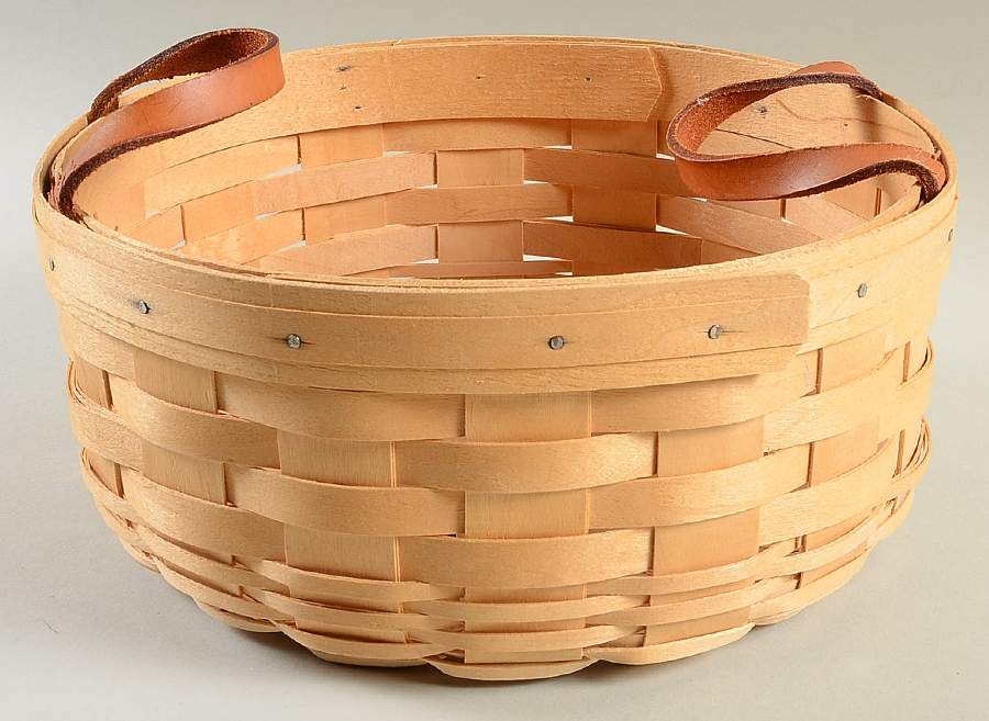 Baskets Darning Basket by Longaberger-1
