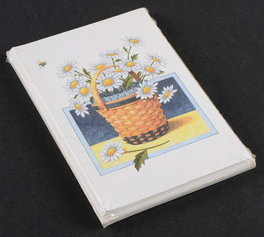 Baskets Daisy Basket Note Cards & Envelope - Set of 10 by Longaberger-1