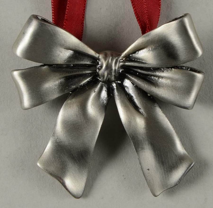 Baskets 2008 Pewter Bow Tie-On for Basket by Longaberger-1