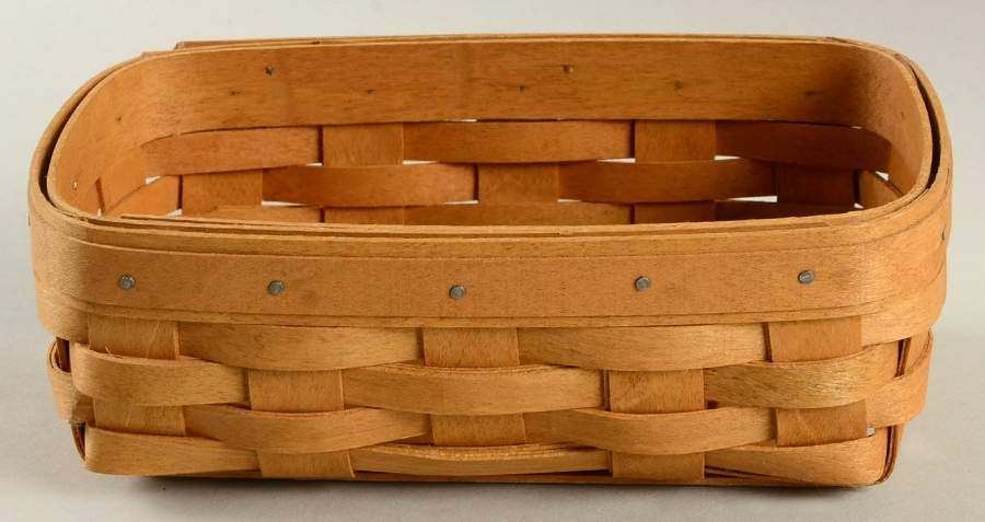 Baskets Biscuit Basket (2004) by Longaberger-1