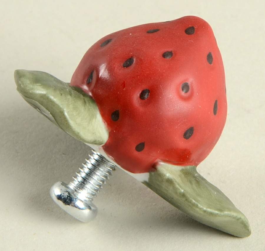 Baskets Strawberry Basket Lid Knob by Longaberger-1