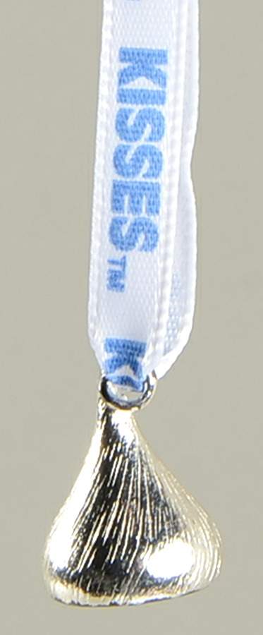 Baskets Hershey's Kisses Basket Charm Tie-On by Longaberger-1