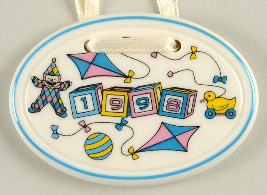 Baskets 1998 New Baby Basket Charm Tie-On by Longaberger-1