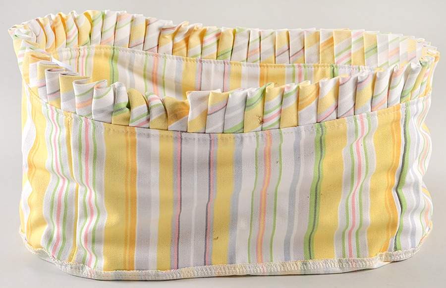 Baskets Liner for 2007 Easter Basket by Longaberger-1