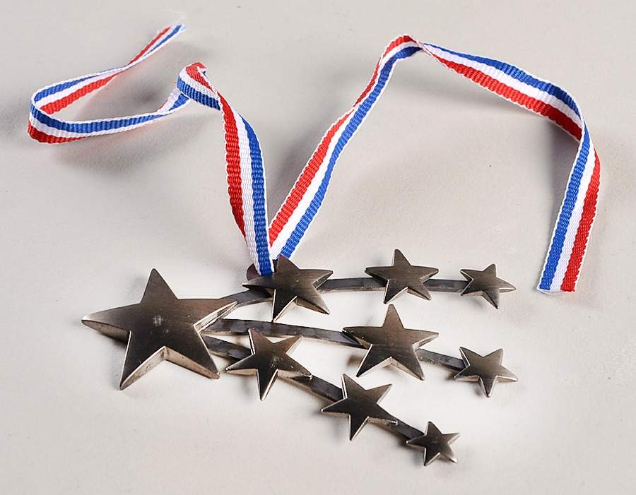 Baskets American Celebration Starburst Basket Charm Tie-On by Longaberger-1
