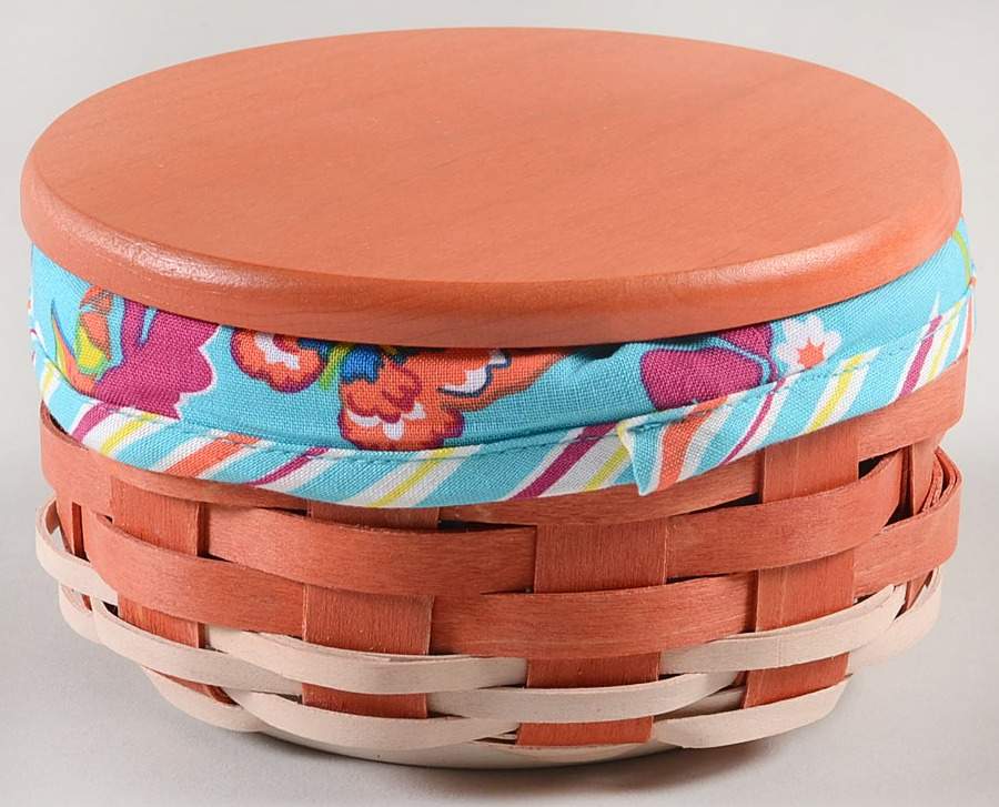 Baskets Summer Lovin Round Basket & Lid w/Liner&Protector by Longaberger-1