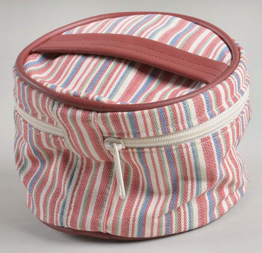 Baskets Cosmetic Bag for Mom's Essentials Basket by Longaberger-1