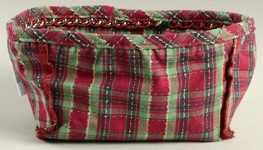 Baskets Liner for Treats Basket (Holiday Helper) by Longaberger-1