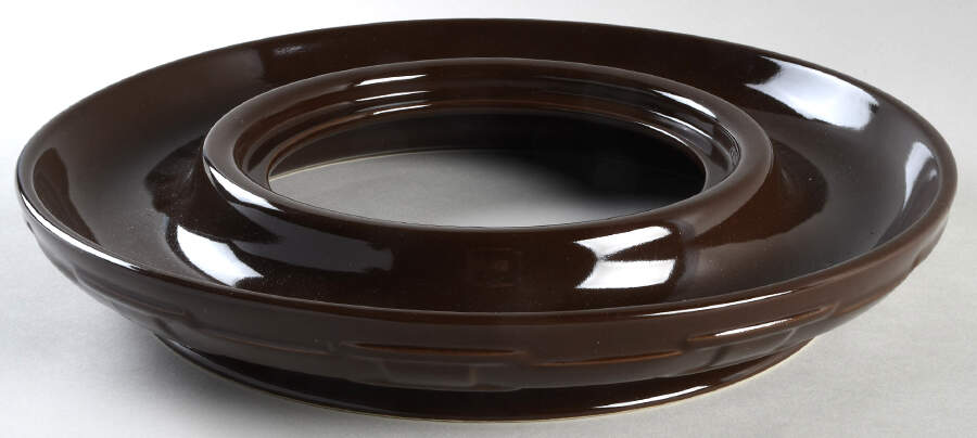 Woven Traditions Chocolate Round Cheese & Cracker Tray No Cutting Board by Longaberger-1