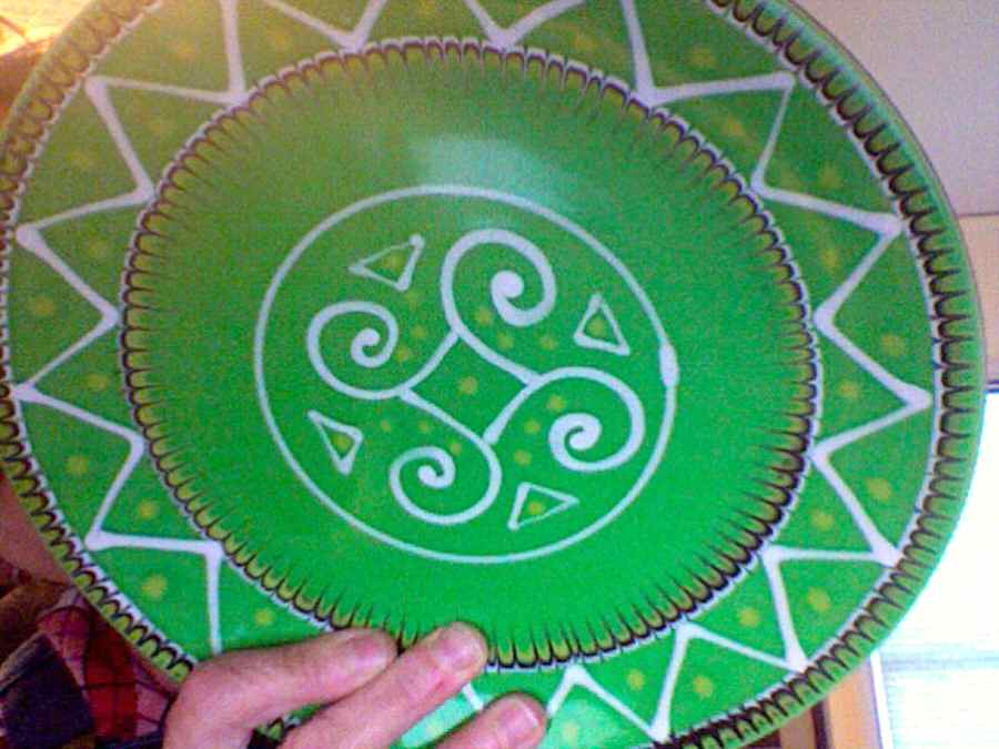 LON18 Dinner Plate by Longchamp-1
