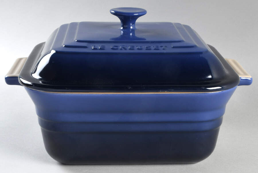 Indigo (Cobalt) 3 Quart Square Casserole with Ceramic Lid by Le Creuset-1