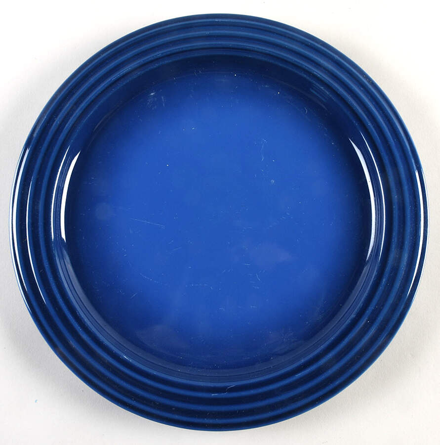 Indigo (Cobalt) Dinner Plate by Le Creuset-1
