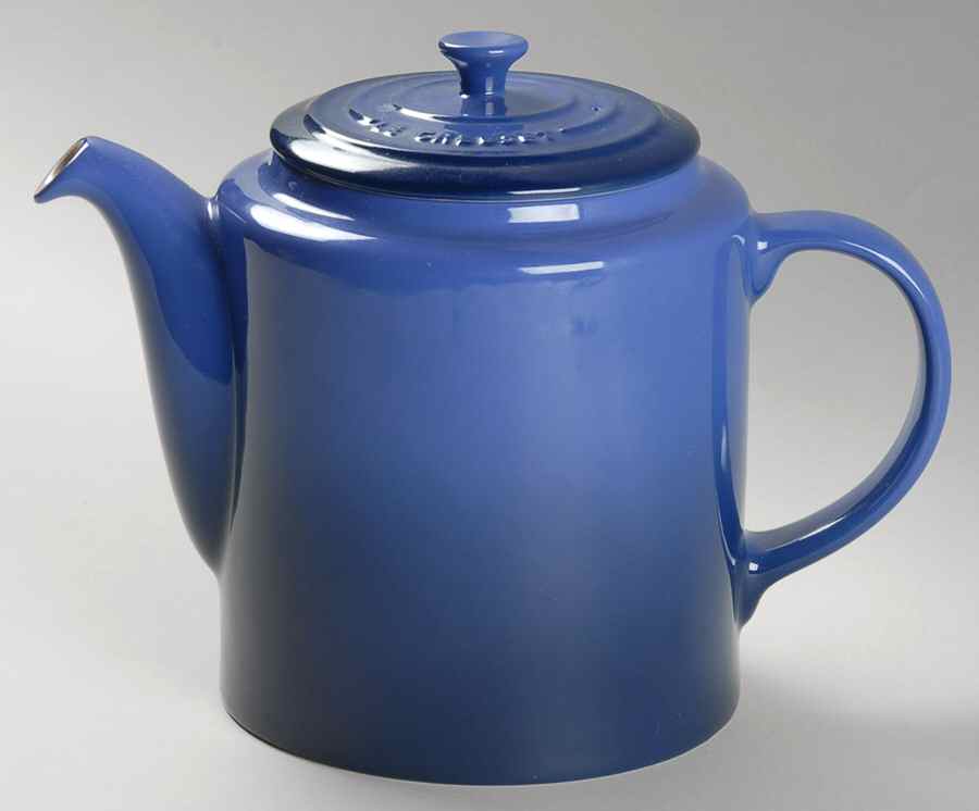 Indigo (Cobalt) Grand Teapot & Lid by Le Creuset-1
