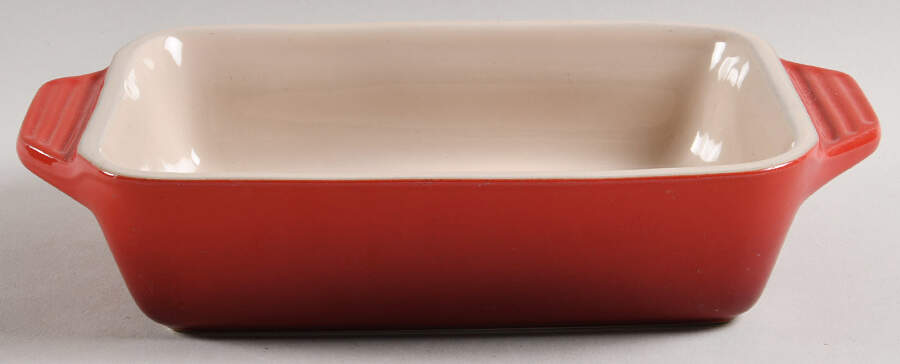 Cerise (Cherry) 9" Rectangular Baker by Le Creuset-1
