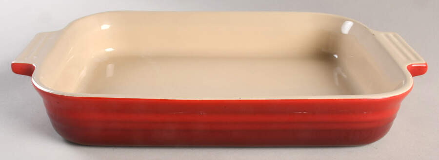 Cerise (Cherry) 12" Rectangular Baker by Le Creuset-1