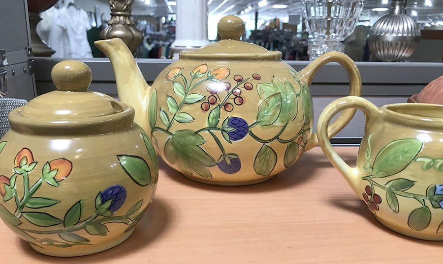 LGA103 Teapot & Lid by Laurie Gates-1