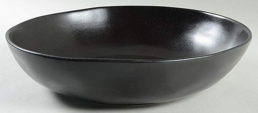 Casual Luxe Onyx 13" Round Serving Bowl by Lenox-1
