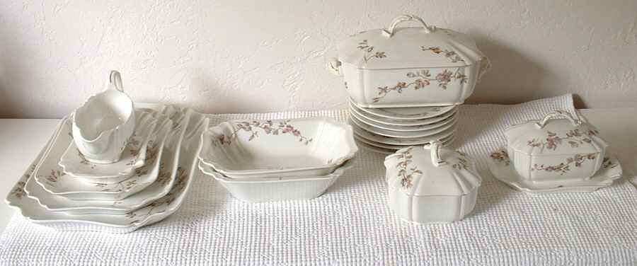 LNT332 Rectangular Covered Vegetable by Lanternier-1