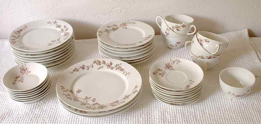 LNT332 Dinner Plate by Lanternier-1