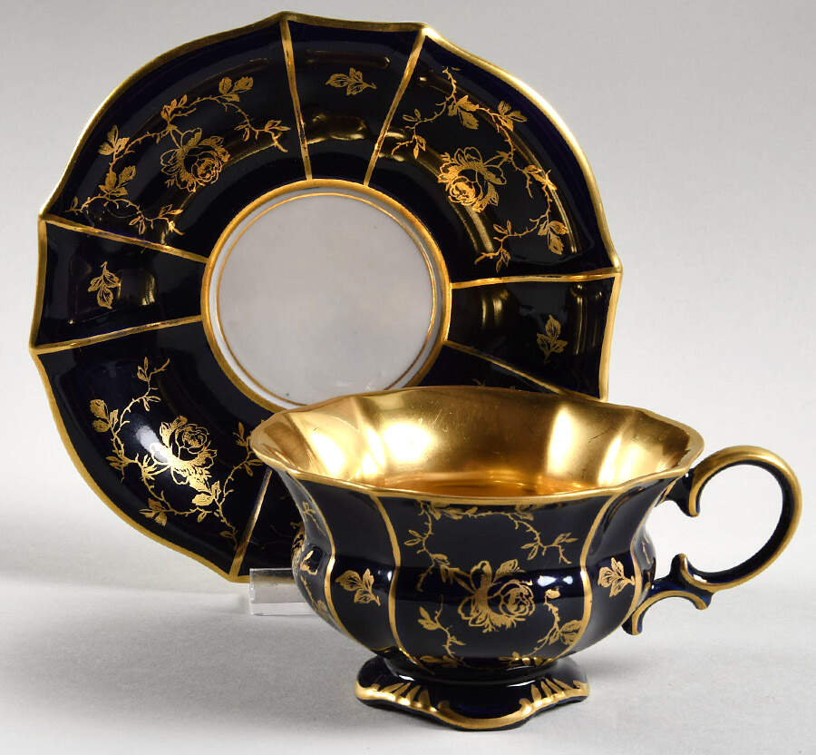 Rosengold Footed Cup & Saucer Set by Lindner-1