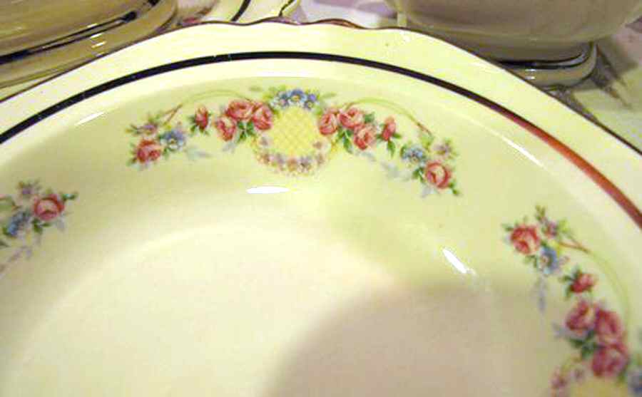 LIA134 Fruit/Dessert (Sauce) Bowl by Limoges-American-1