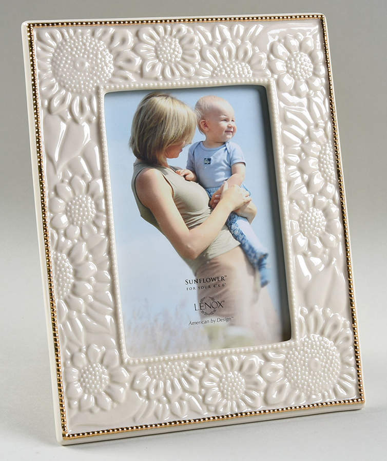 Sunflower Frame-Holds 4" X 6" by Lenox-1