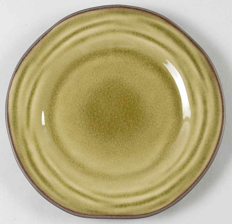 Artisan Basil Salad Plate by Linden Street-1