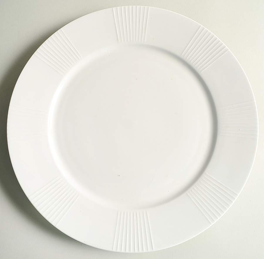LTG11 12" Chop Plate (Round Platter) by Linens N Things-1