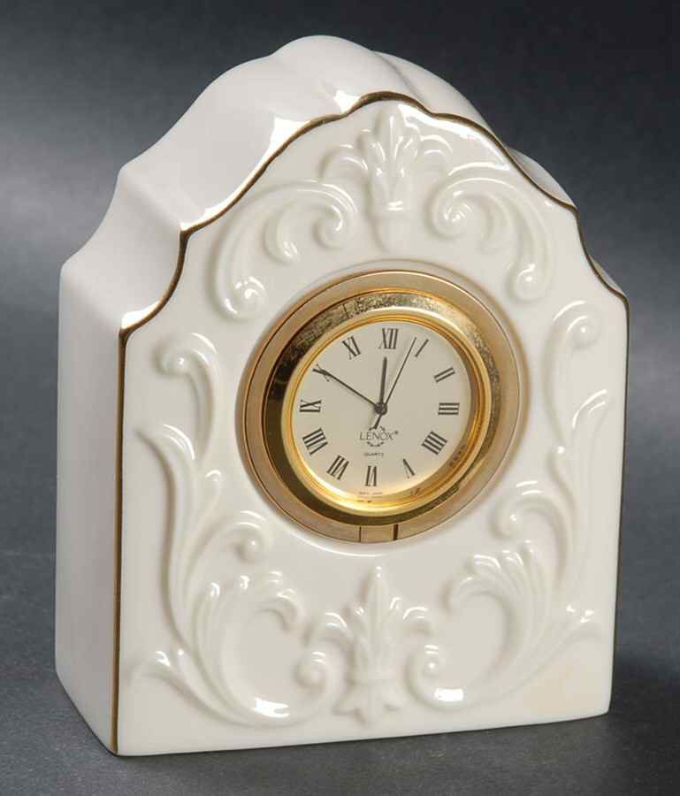 Sandhurst Quartz Clock by Lenox-1