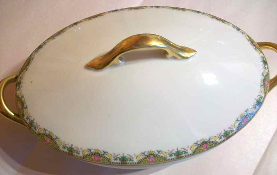 LEG105 Oval Covered Vegetable by F Legrand & Cie-1