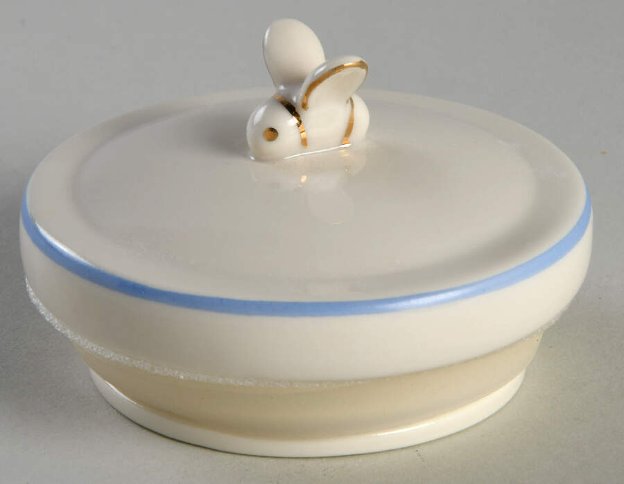 Pooh Pantry Lid for Raisins Canister by Lenox-1