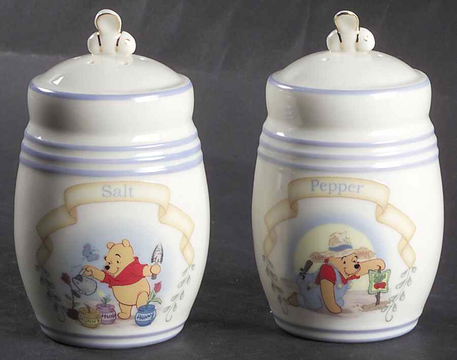 Pooh Pantry Salt & Pepper Set by Lenox-1