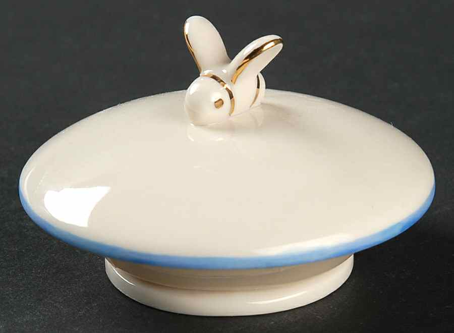 Pooh Pantry Lid for Coconut Canister by Lenox-1