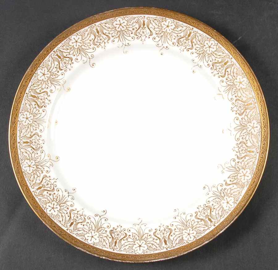 C43 Luncheon Plate by Lenox-1