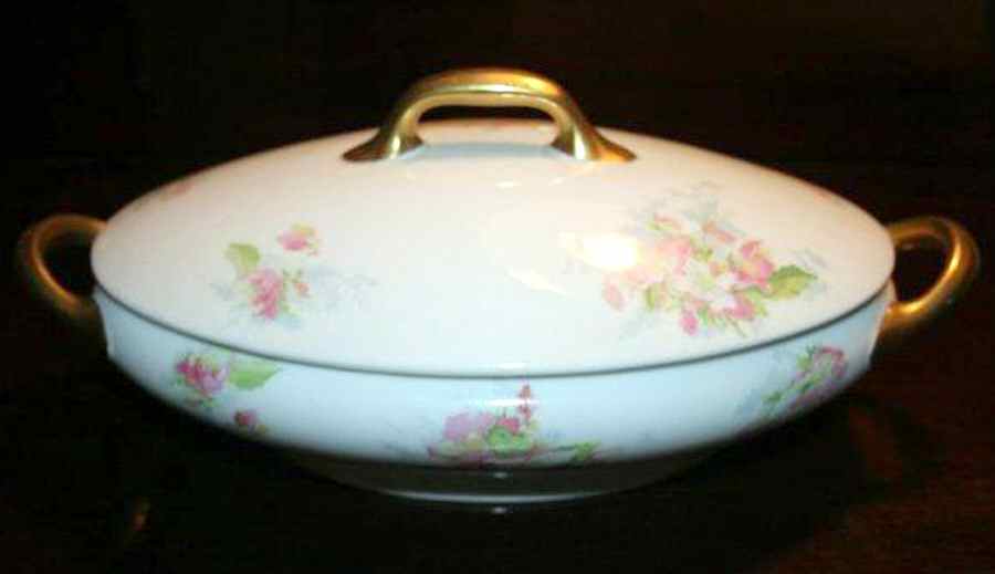 LIM546 Oval Covered Vegetable by Limoges-French-1