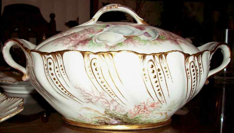 LNT347 Tureen &  Lid by Lanternier-1