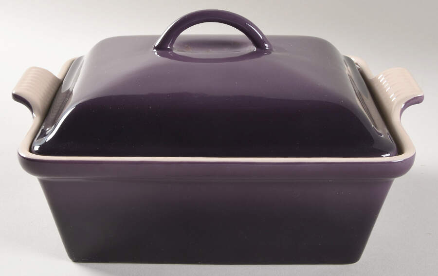 Cassis 2.5 Quart Square Casserole with Ceramic Lid by Le Creuset-1