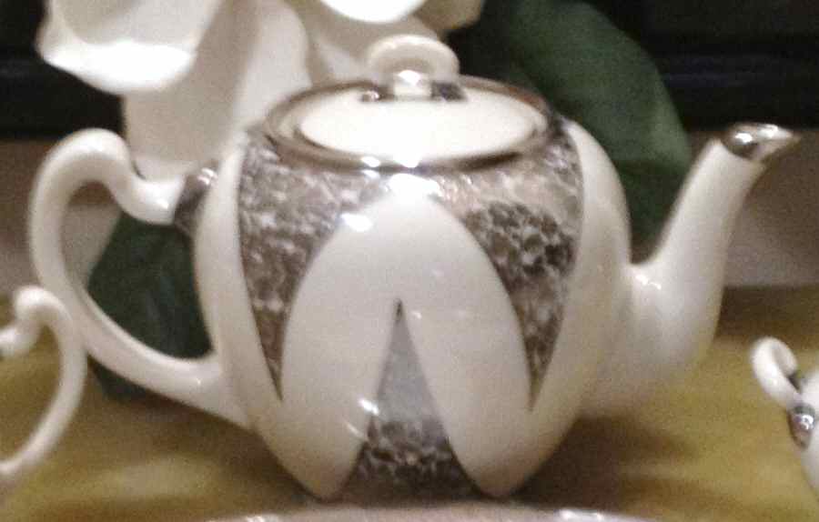 471 Teapot & Lid by Lenox-1