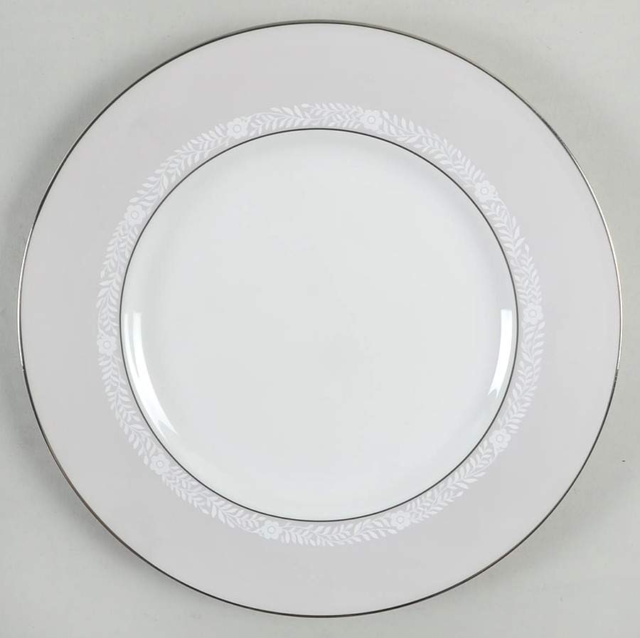 Sheer Grace Accent Luncheon Plate by Lenox-1