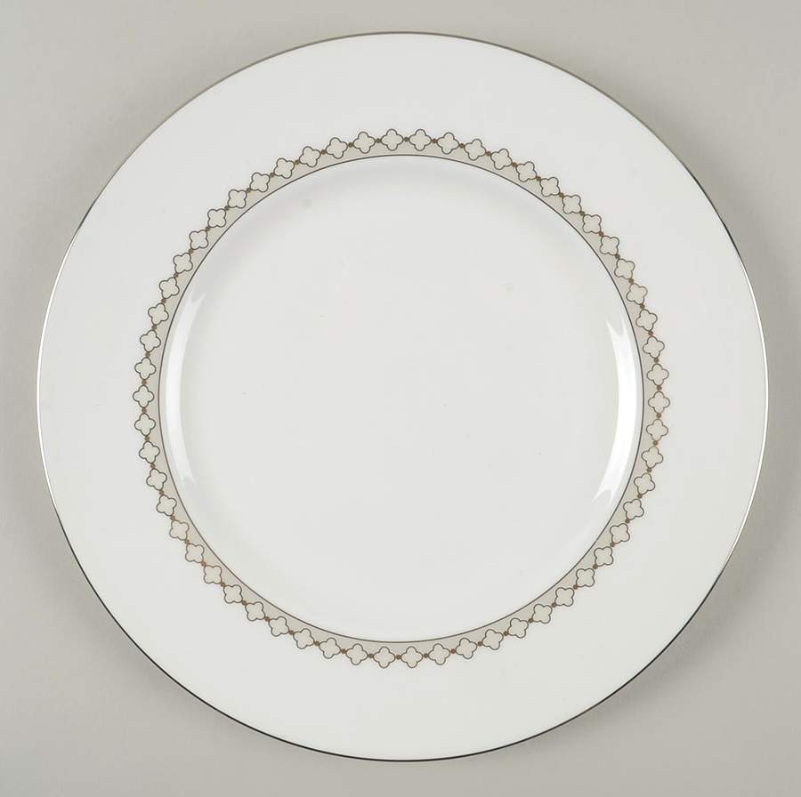 Quatrefoil Accent Luncheon Plate by Lenox-1