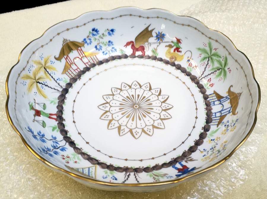 Cirque Chinois 10" Round Vegetable Bowl by Tiffany-1