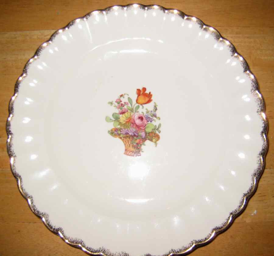 LIA140 Dinner Plate by Limoges-American-1