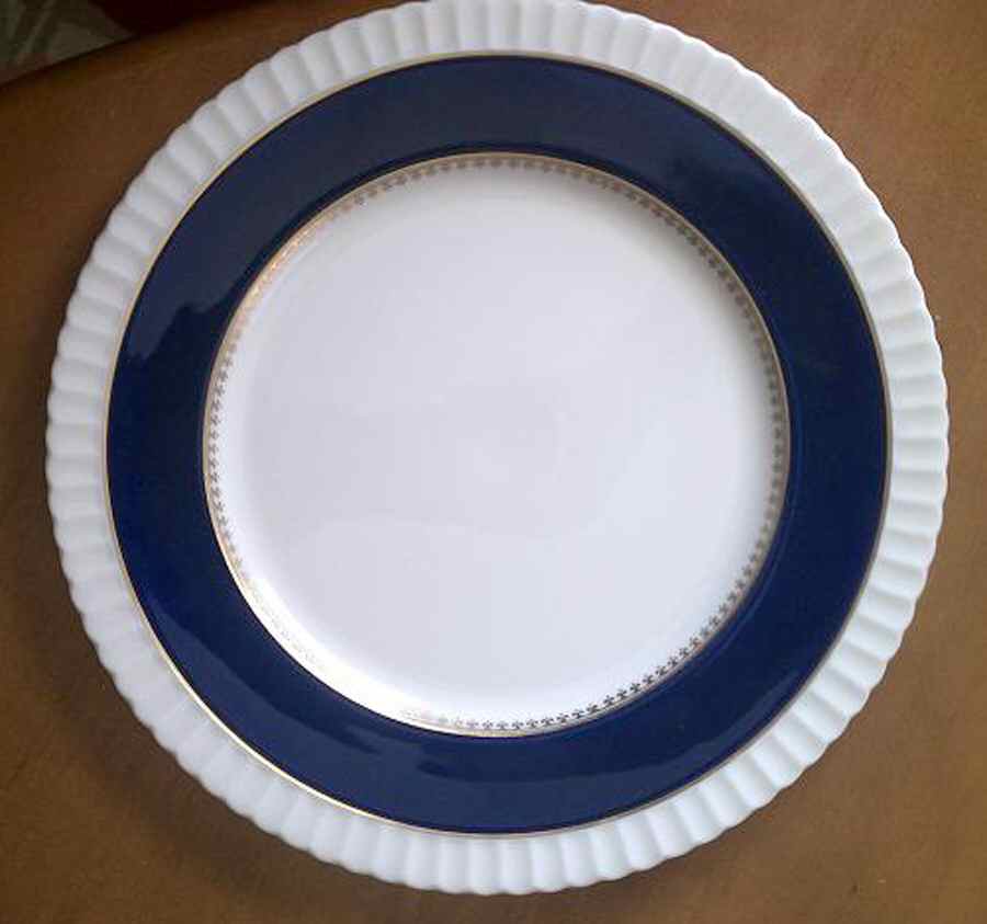 P539b Dinner Plate by Lenox-1