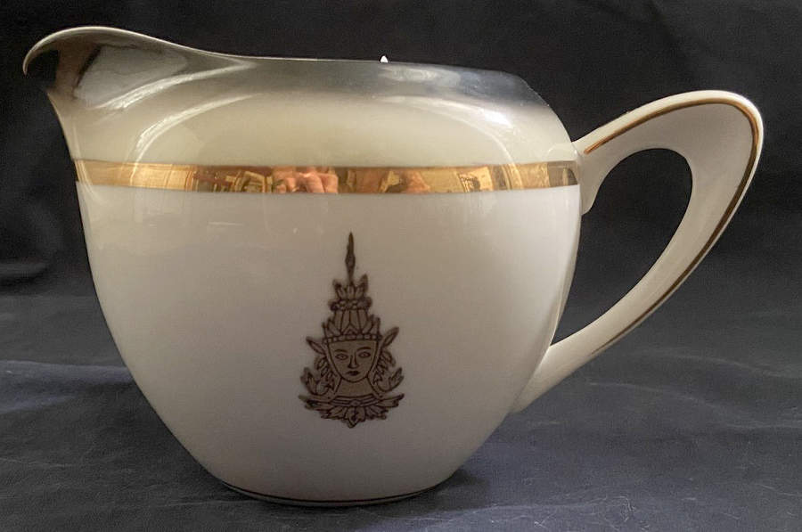 LIY8 Creamer by Lily-1