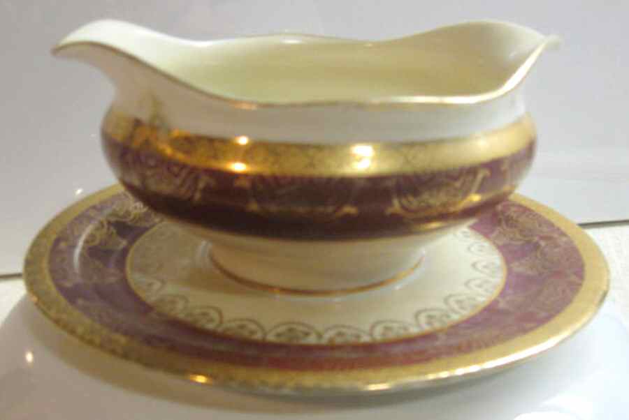 LP36 Gravy Boat with Attached Underplate by La Petite China-1